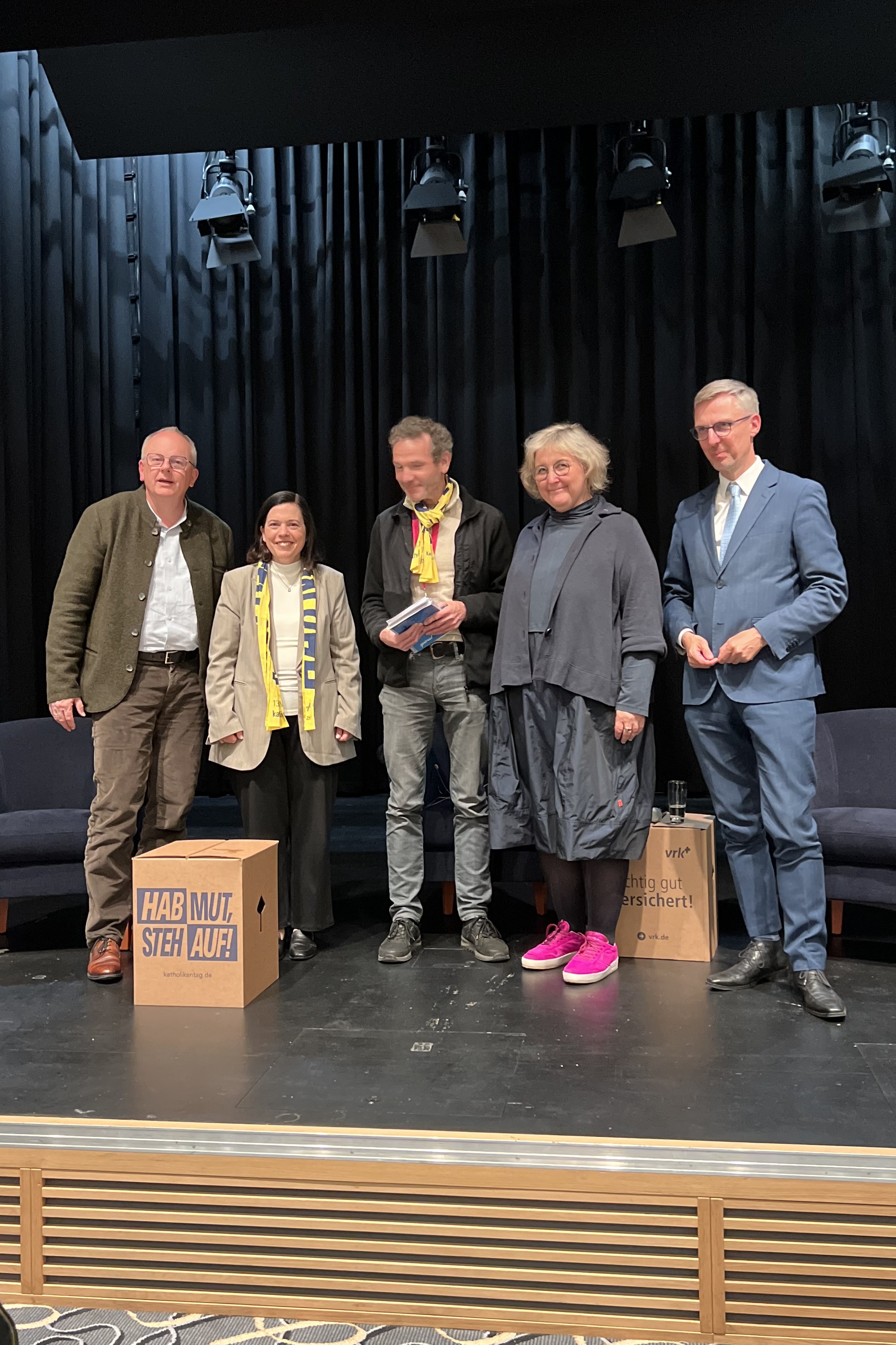 Podium zum Thema Missbrauchskrise mit der Bevollmächtigten des Generalvikars, Stephanie Rieth (2. von links)