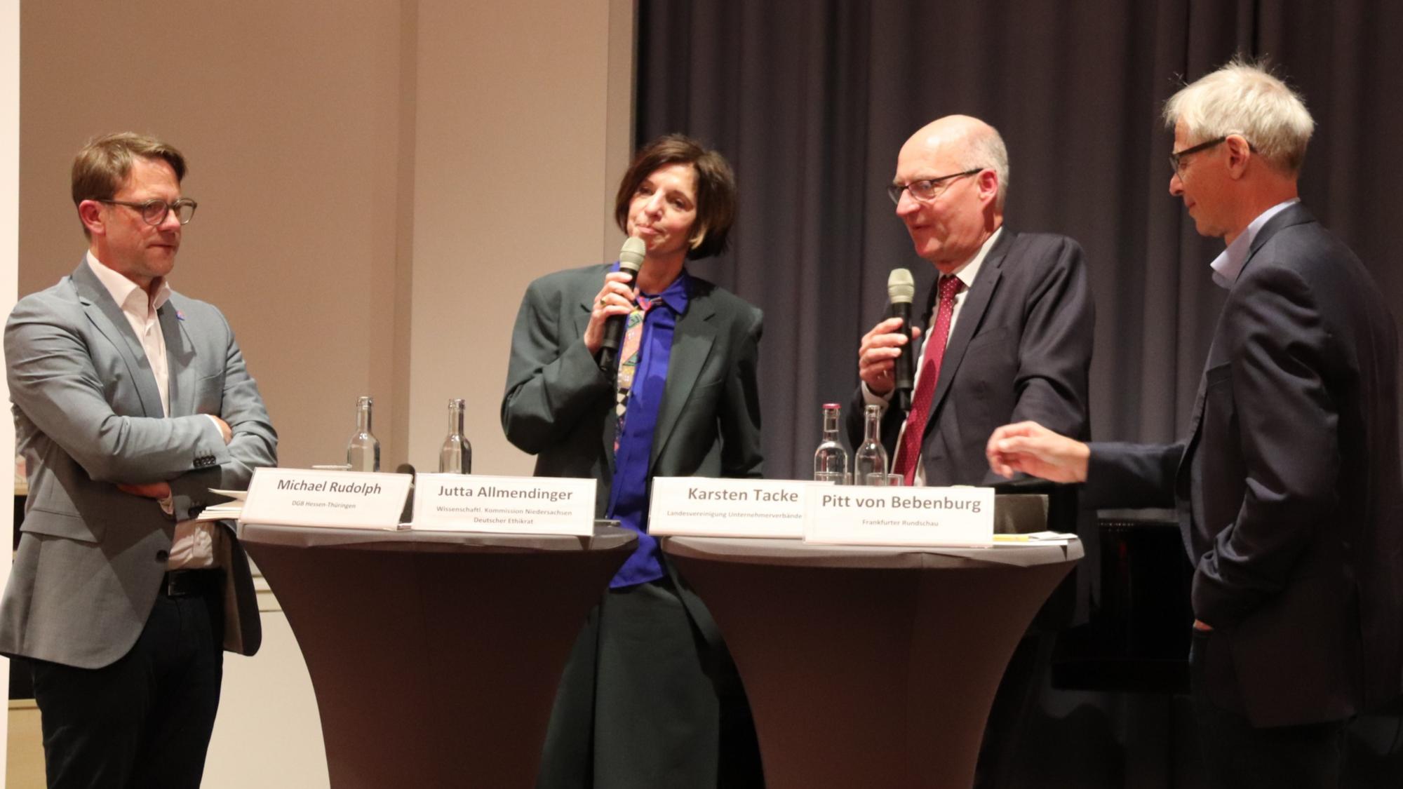Podiumsdiskussion am Vorabend zum Tag der Arbeit im Erbacher Hof Mainz