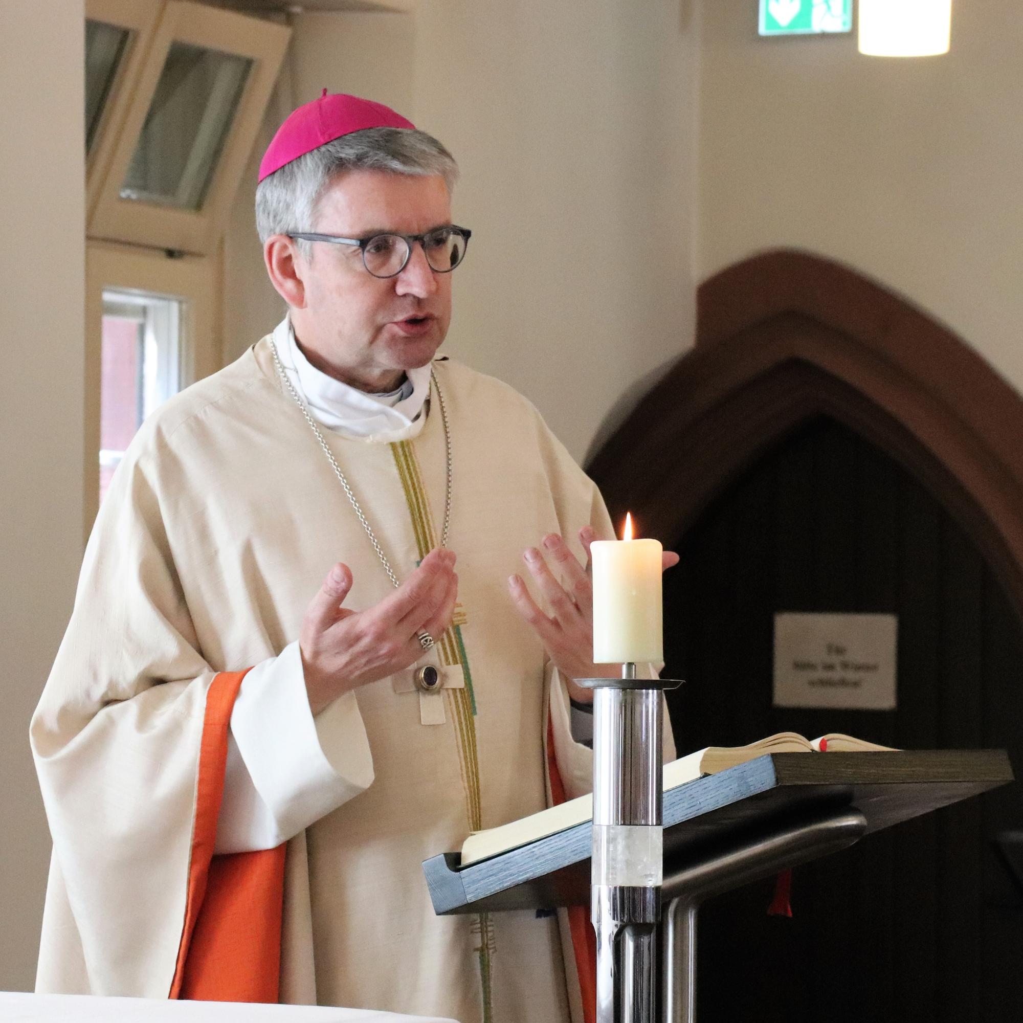 Bischof Kohlgraf feierte mit den Teilnehmenden am Tag der Kategorialseelsorge einen Gottesdienst