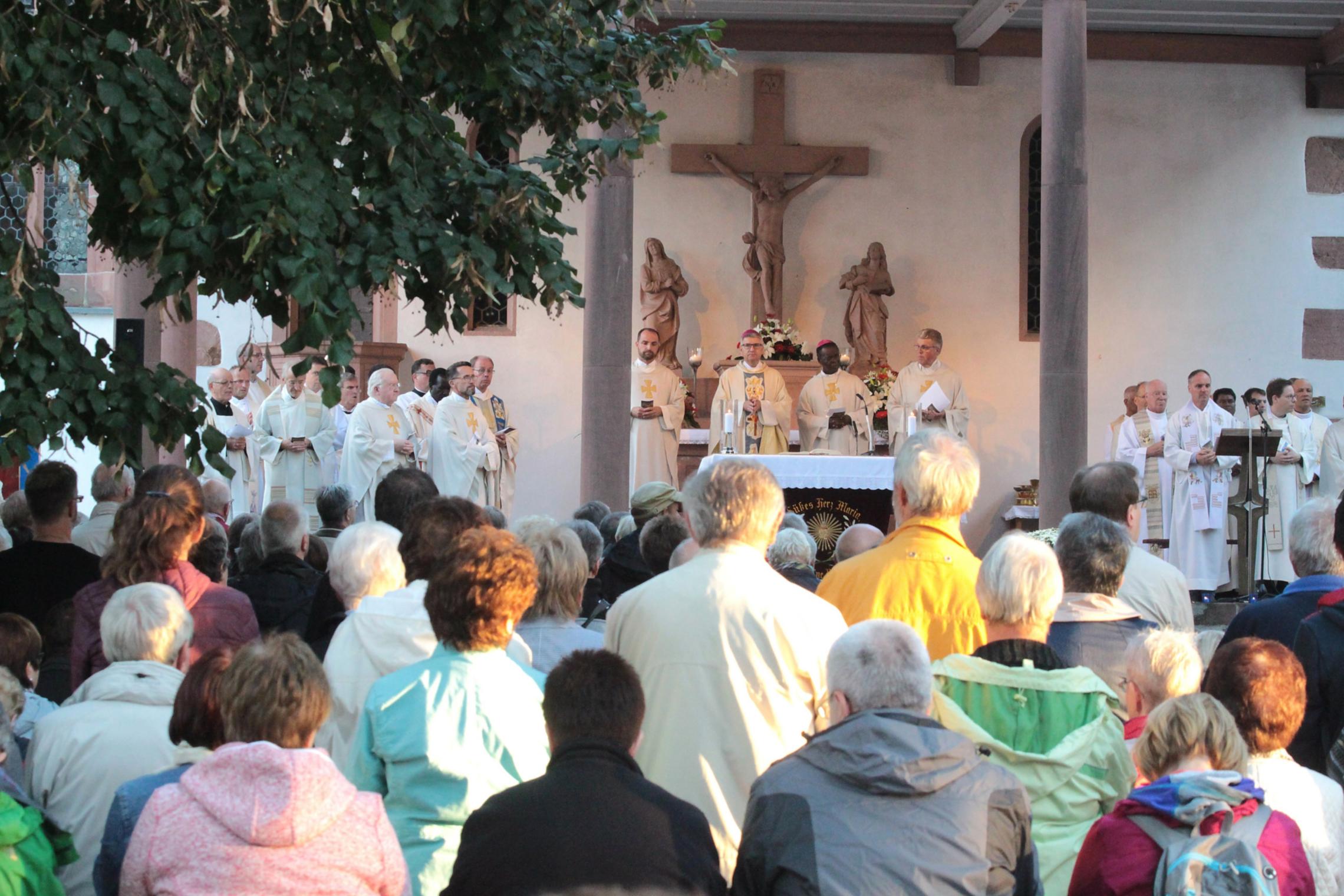 Dieburg, 7. September 2018: Zahlreiche Priester aus dem Bistum nahmen an dem Wallfahrtsgottesdienst teil.