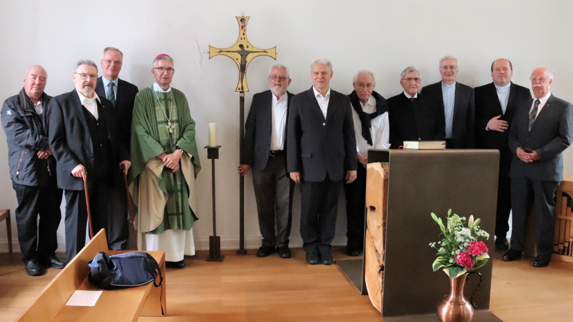Bischof Peter Kohlgraf feierte Gottesdienst mit einer Gruppe Weihejubilare