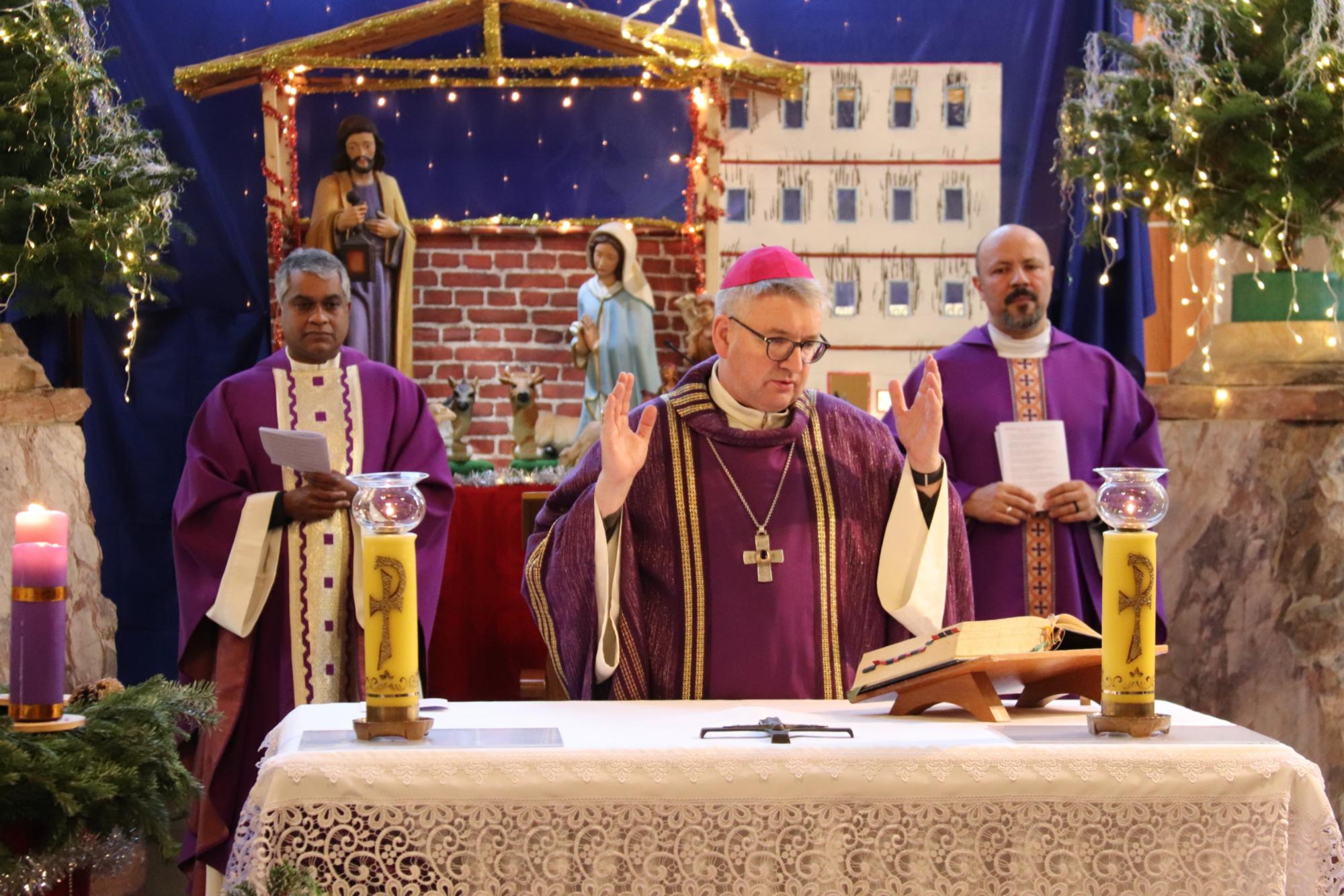 Gottesdienst zur Adventsfeier der Mitarbeitenden der globalen Kirche