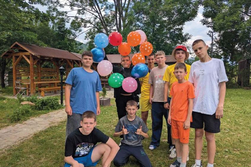 Mit dem Fördergeld des Bistums Mainz wird zum Beispiel ein Projekt für psychologische Hilfe und Rehabilitation für Binnenflüchtlingskinder in der Ukraine unterstützt