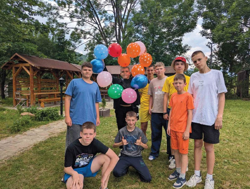 Mit dem Fördergeld des Bistums Mainz wird zum Beispiel ein Projekt für psychologische Hilfe und Rehabilitation für Binnenflüchtlingskinder in der Ukraine unterstützt (c) Bistum Mainz/Weltkirche