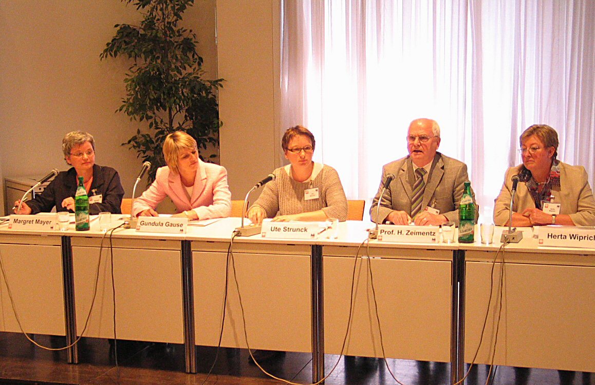 Mainz, 9.6.2005: Podiumsdiskussion zum Thema 