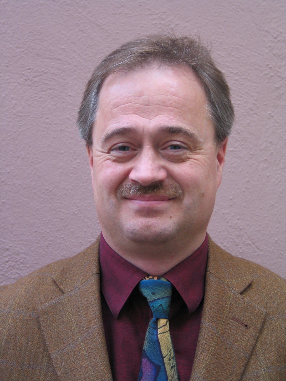 Mainz, Dezember 2004: Hubert Frank, Männerseelsorger des Bistums Mainz. (c) tob (MBN)