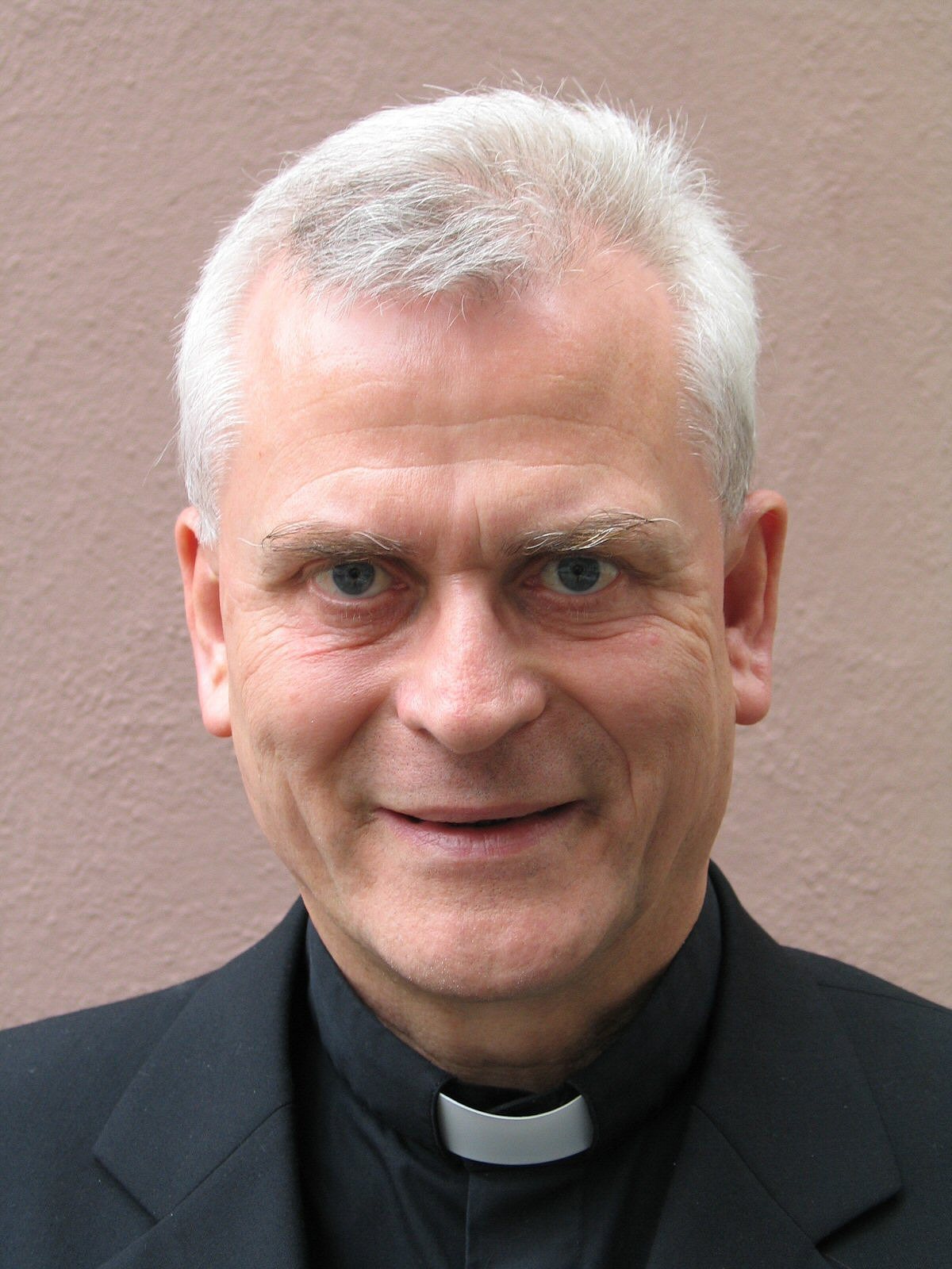 Mainz: Der Mainzer Weihbischof Dr. Werner Guballa wird am 30. Oktober 60 Jahre alt. (c) tob (MBN)