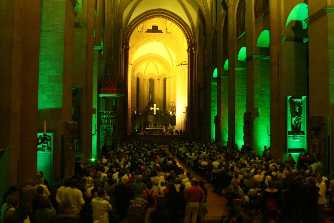 Mainz, 10. September 2005: Eindrücke von der Premiere von 