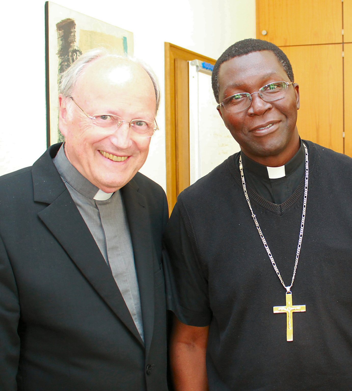 Mainz, 9. September 2014: Erzbischof Ignatius Chama (rechts) zu Gast bei Domdekan Heinz Heckwolf. (c) Bistum Mainz / Matschak
