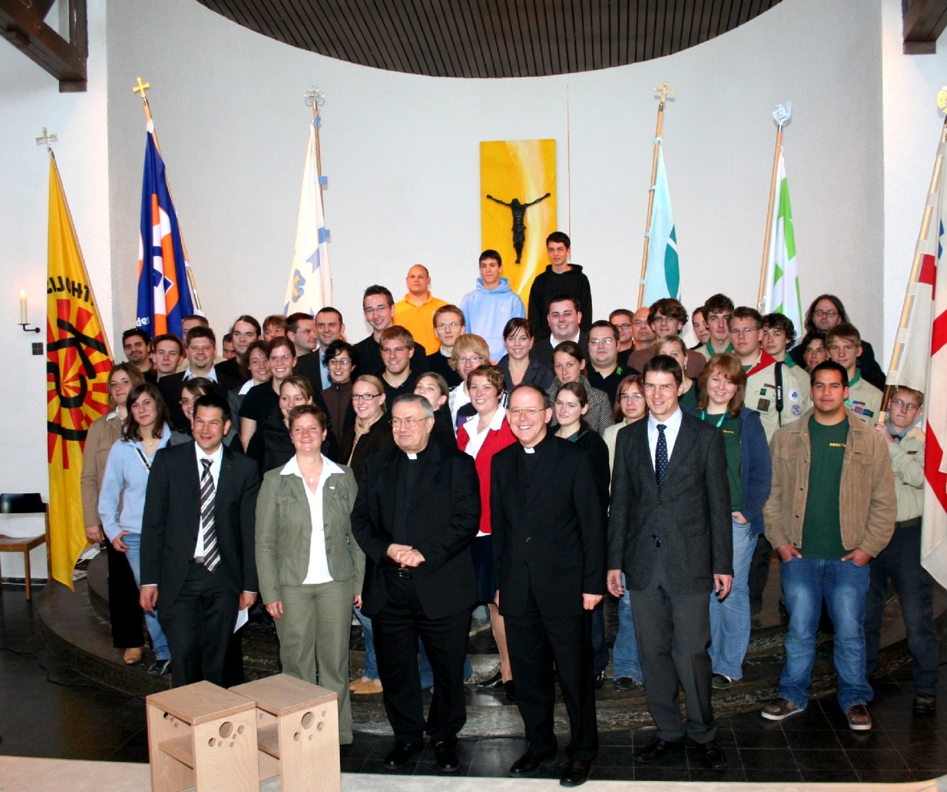 Mainz, 7.10.2007: 60 Jugendliche renovierten anlässlich des 60-jährigen Bestehens des BDKJ Mainz innerhalb von 24 Stunden die Kapelle des Jugendhauses Don Bosco. (c) Bistum Mainz/Matschak