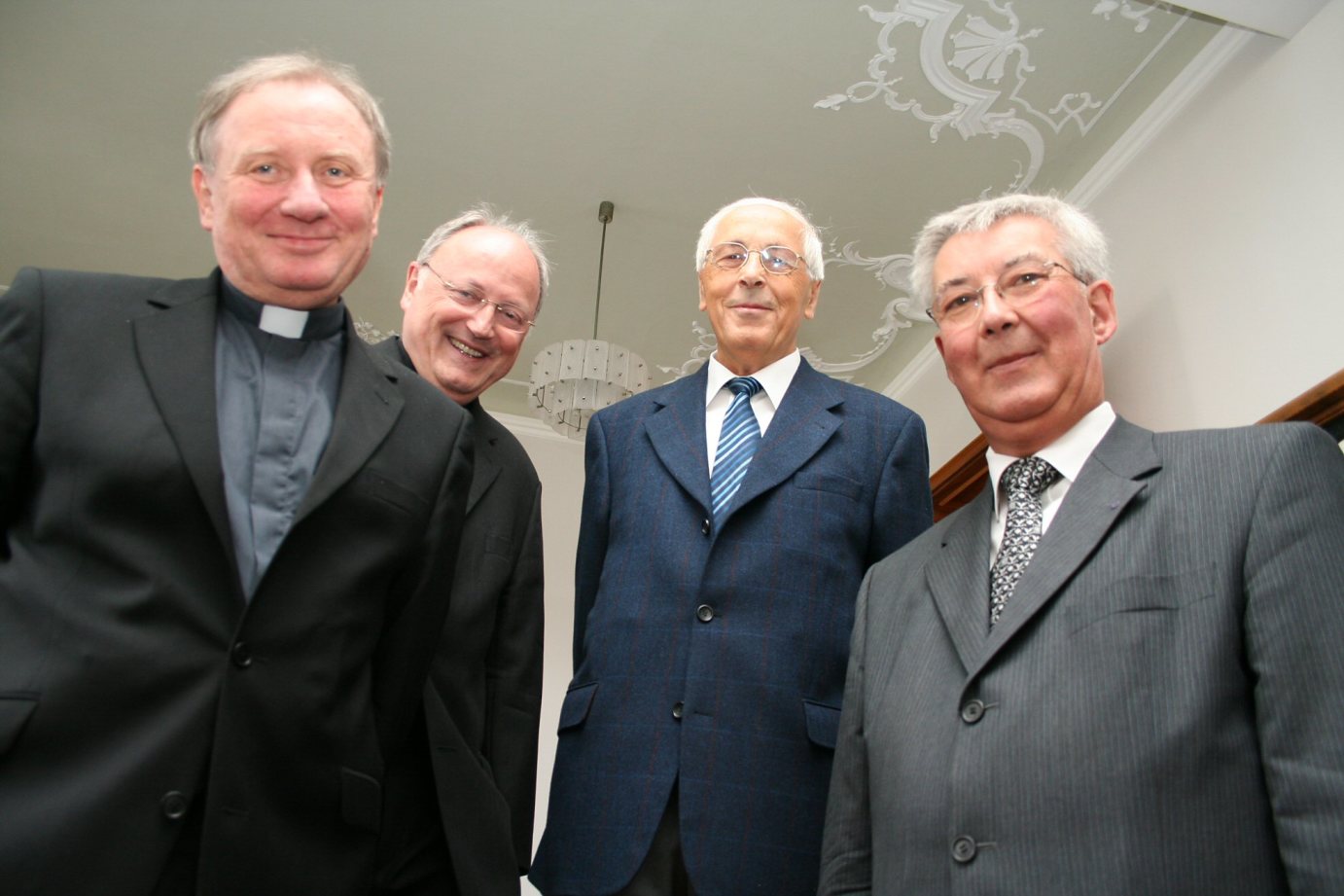 Mainz, 5. Juli 2007: Wechsel im Amt des Umweltbeauftragten (v.l.n.r.): Generalvikar Dietmar Giebelmann, Domdekan Heinz Heckwolf, Dr. Klaus Lenhard und Dr. Franz Jakob Hock. (c) Blum / Bistum Mainz