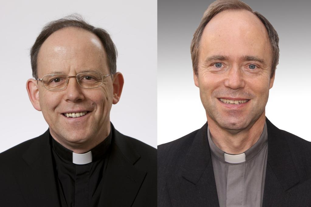 Mainz, 1.11.2012: Weihbischof Dr. Ulrich Neymeyr (l.) wird neuer Domkapitular; Pfarrer Klaus Forster wurde zum Ehrendomkapitular ernannt. (c) Bistum Mainz