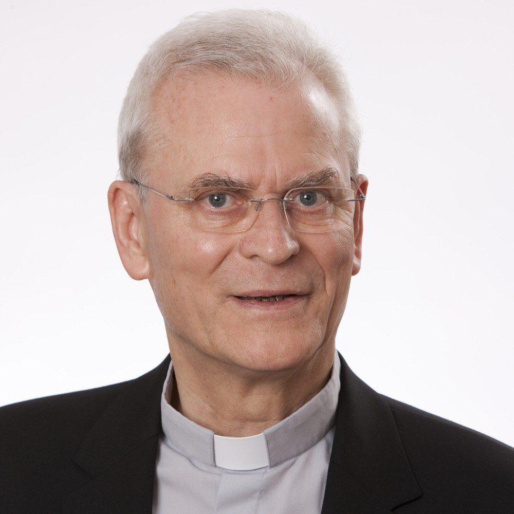 Ein Porträt von Weihbischof Werner Guballa, das der Fotrograf Werner Feldmann 2011 gemacht hat. (c) Bistum Mainz / Feldmann