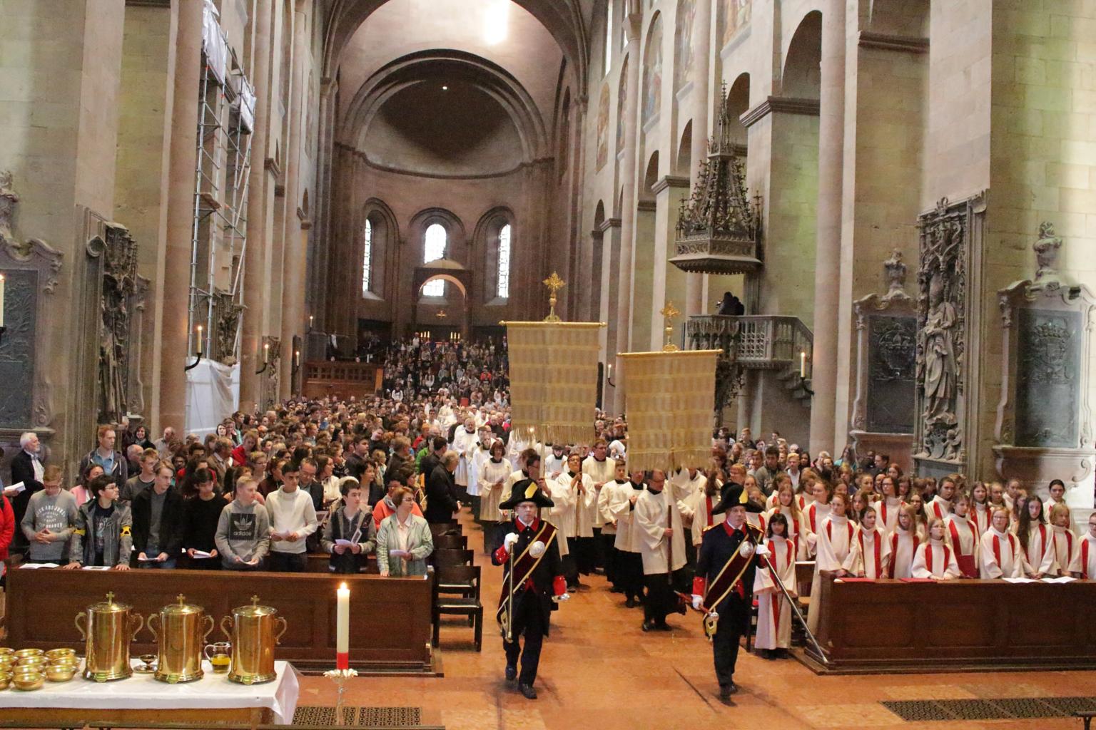 Missa Chrismatis (c) Bistum Mainz / Blum
