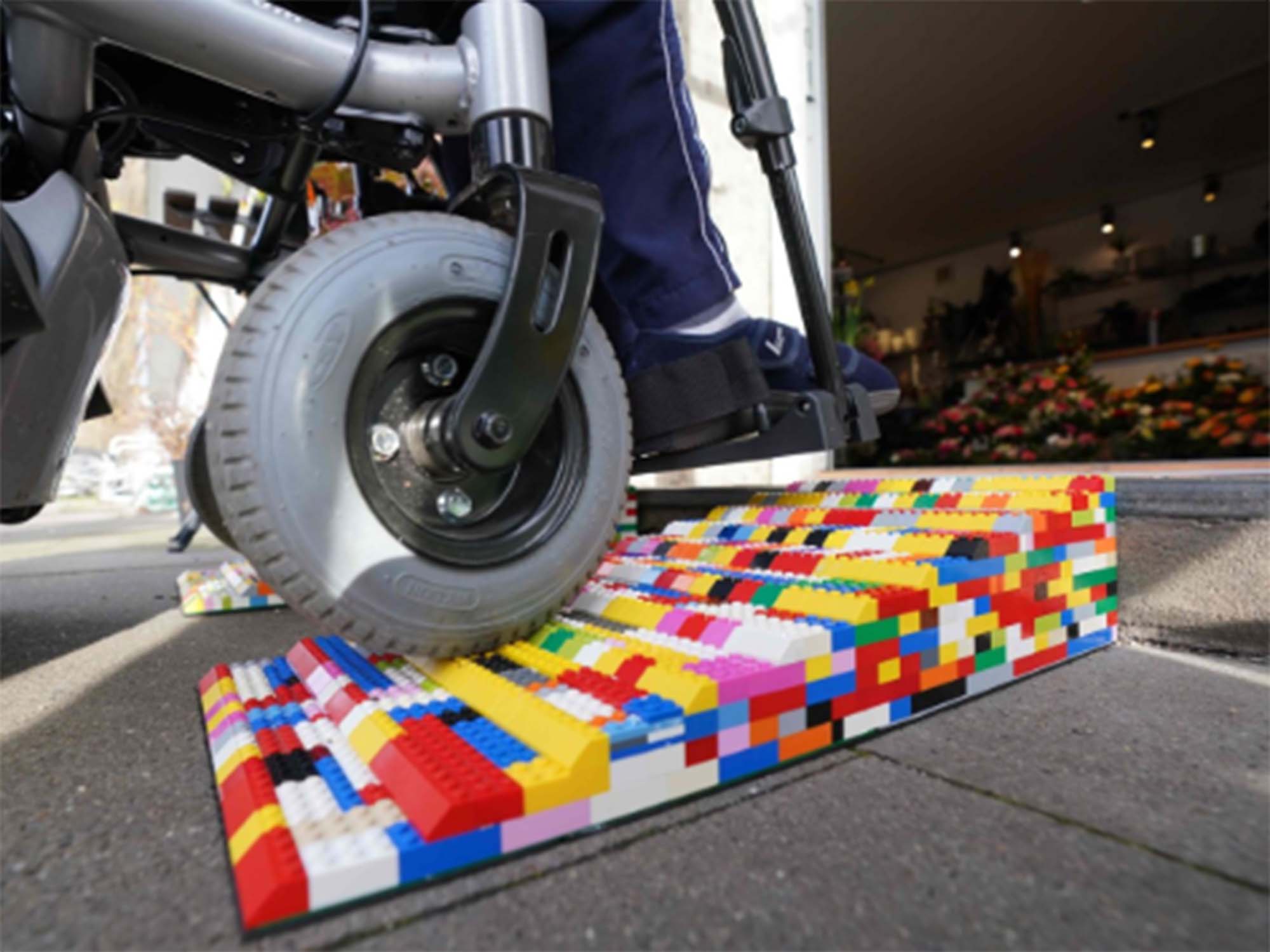 LEGO-Rampe für barrierefreien Zugang