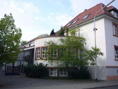 Außenansicht des Pfarrer-Schwahn-Haus