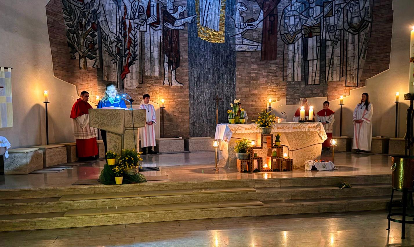 Das Osterlob erschallt