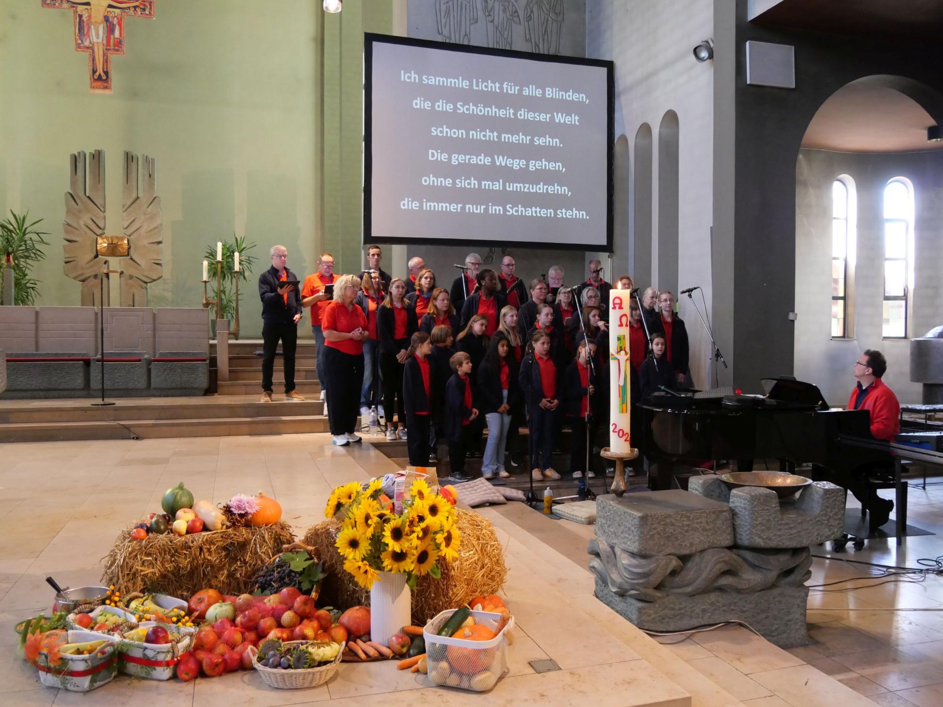 Erntedank in St. Josef - Erntegaben
