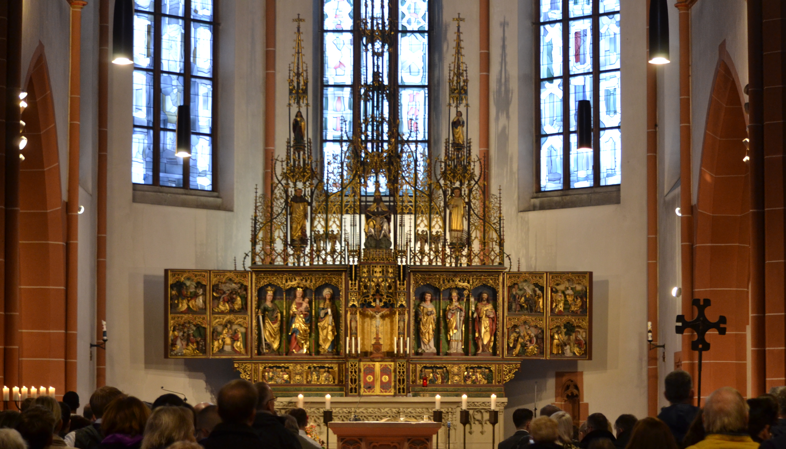 St. Bonifatiuskirche, Hochaltar