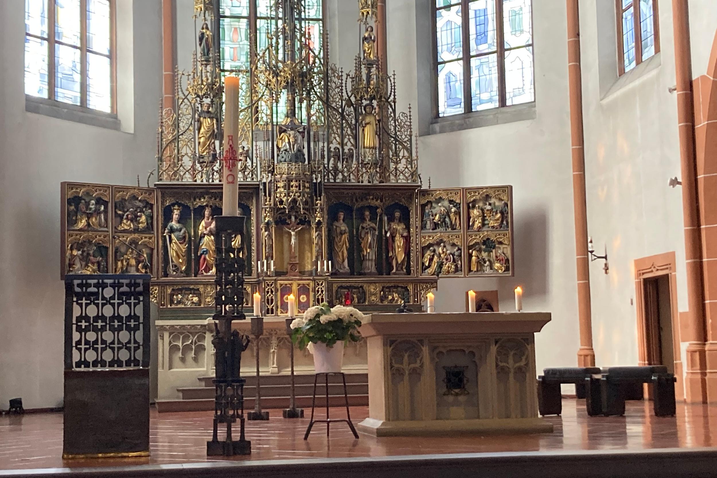 St. Bonifatiuskirche, Hochaltar