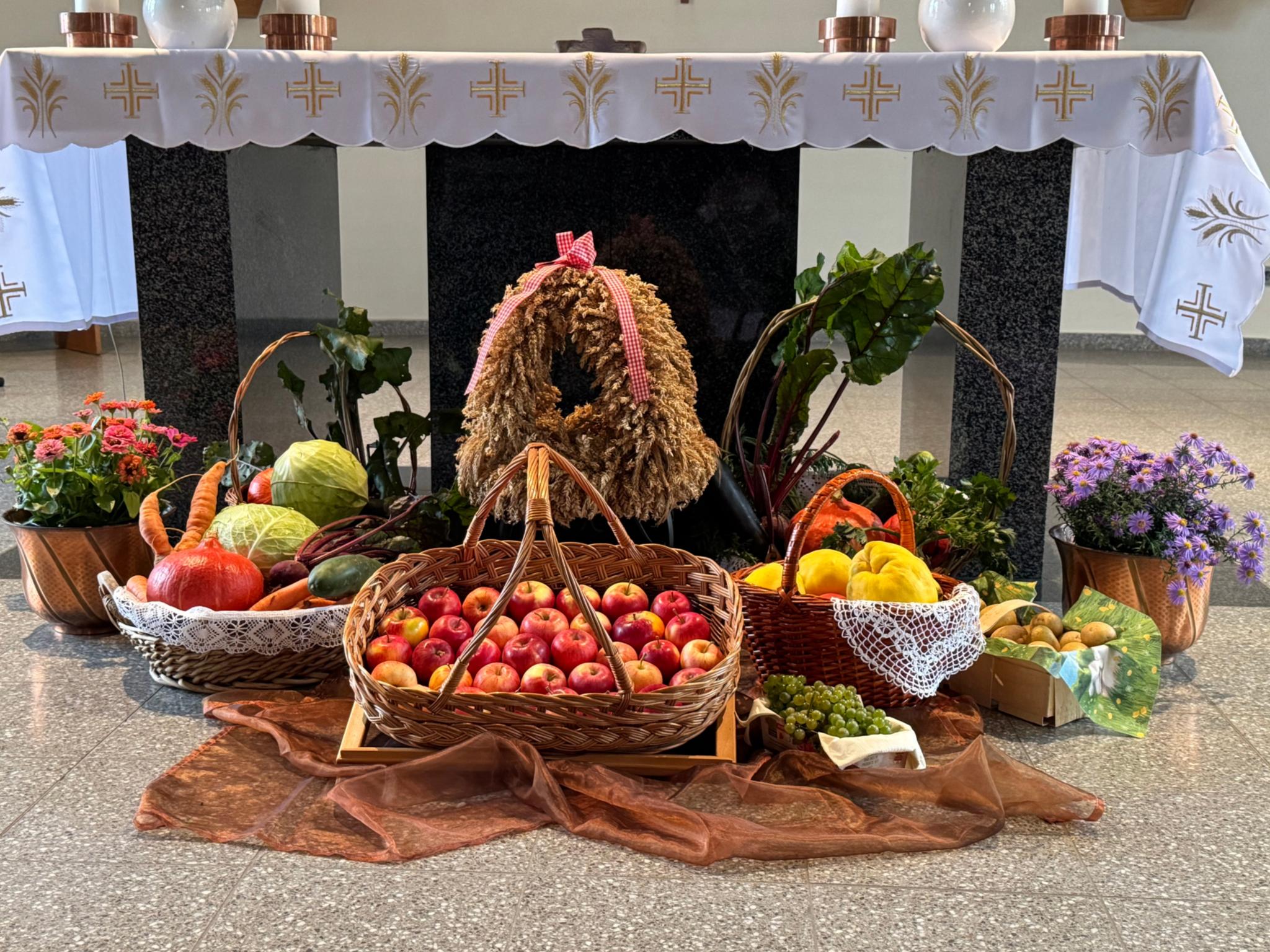Erntedankfest in Gambach Altar