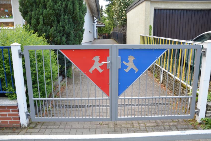 Eingangstor des Montessori-Kinderhauses