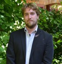 Porträtfoto von Gemeindereferent Patrick Wach