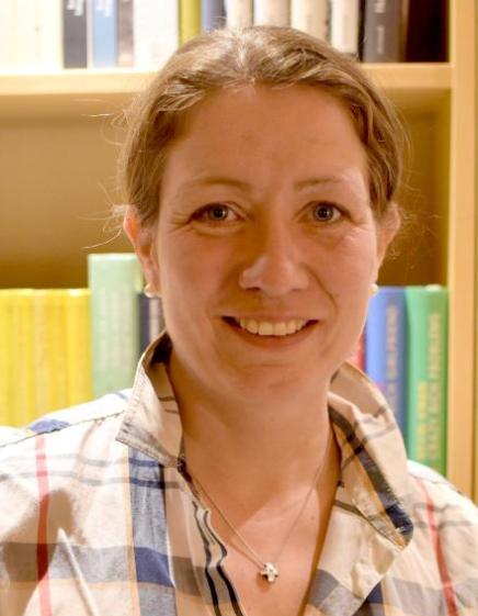 Porträtfoto von Gemeindereferentin Stephanie Veith