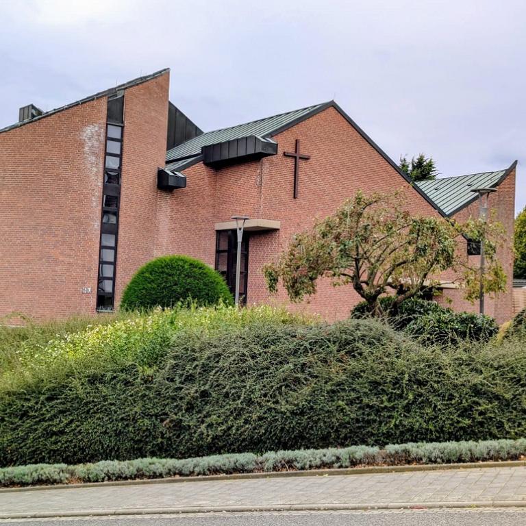 kath. Pfarrkirche 'Sieben Schmerzen Mariens'