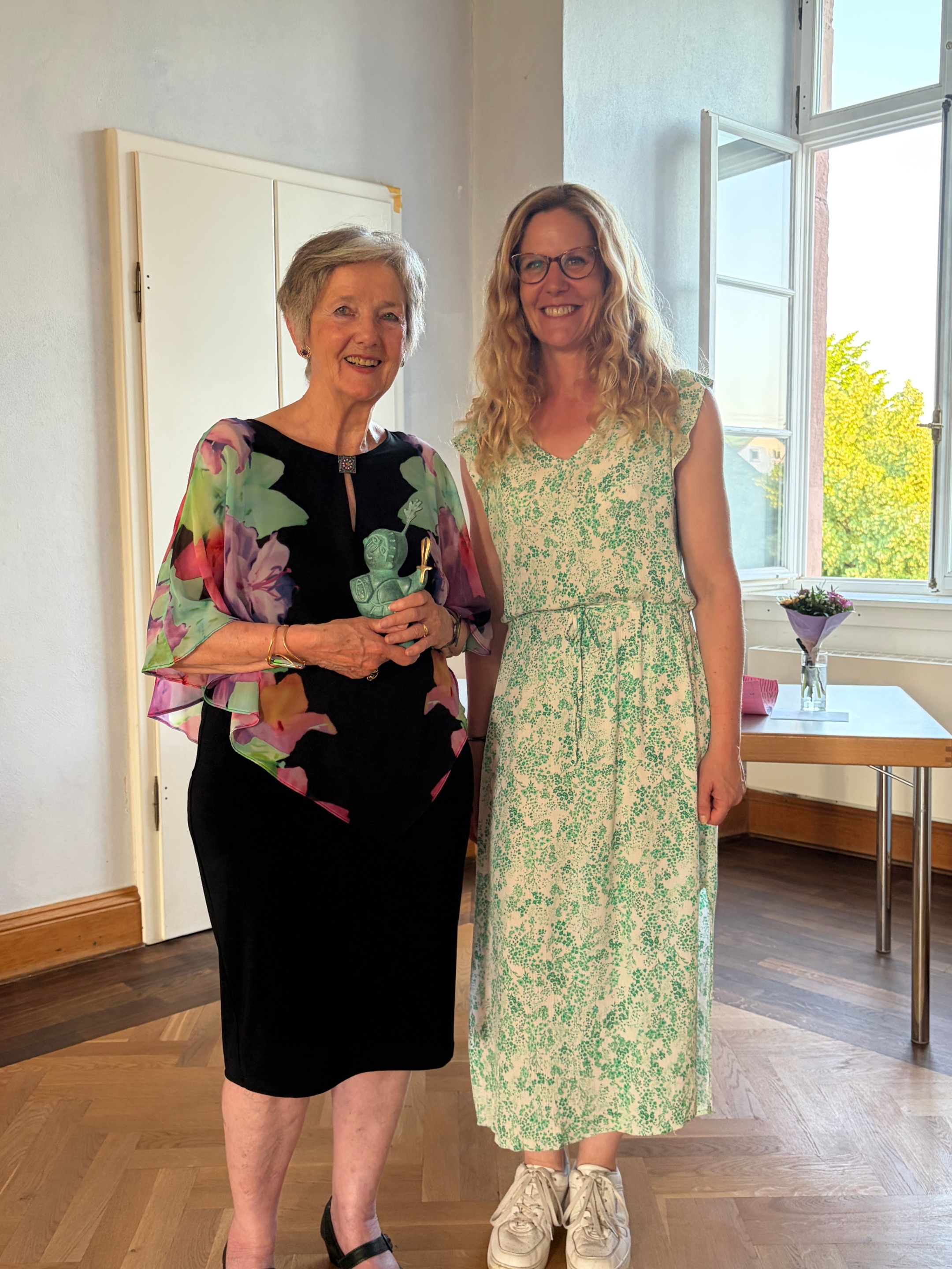 Am 24. Juni 26 erhielt Marion Lehmann die Ehrenbürgerschaft der Stadt Gau-Algesheim