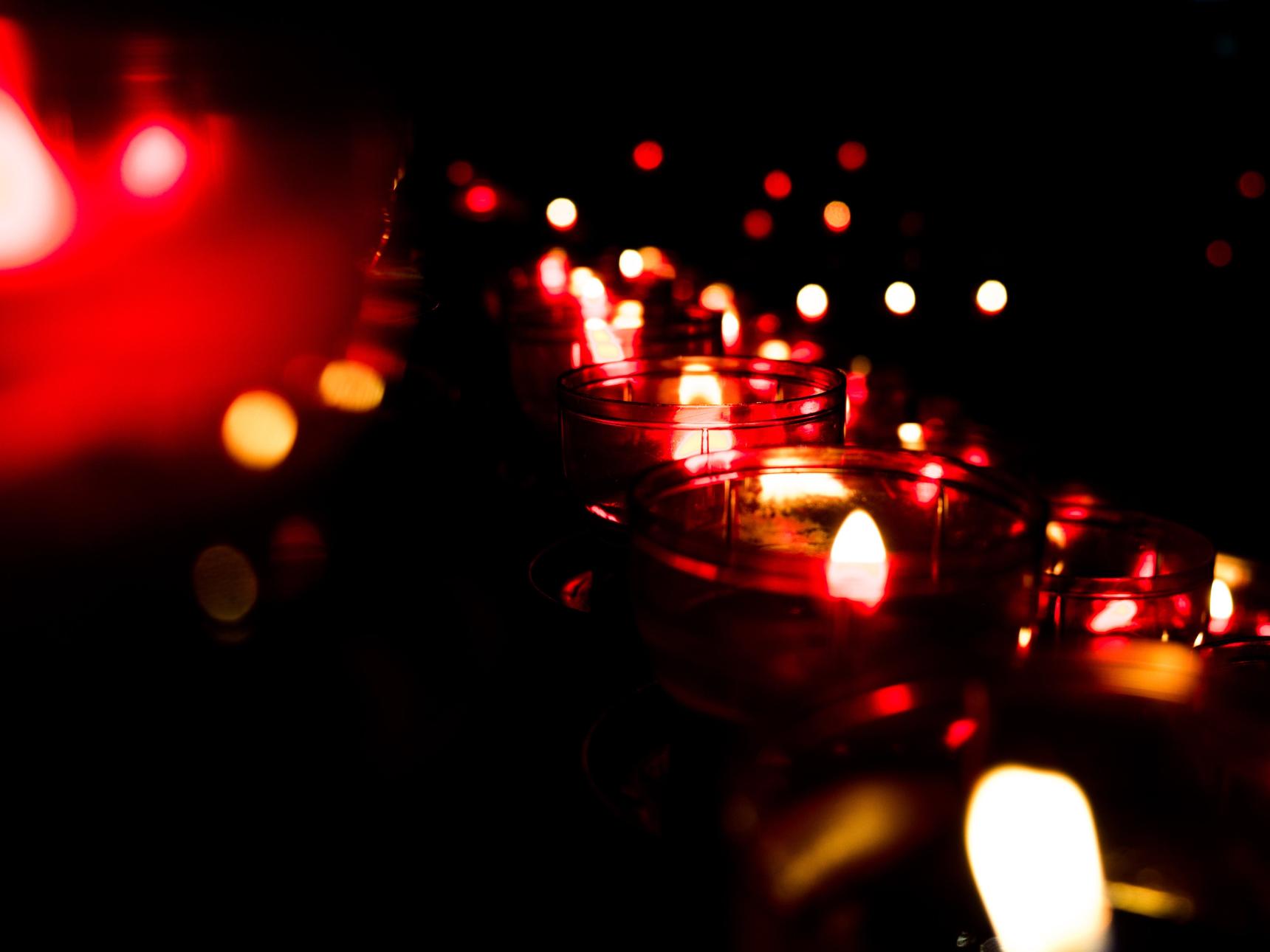 Kerzen beim Rorate Gottesdienst