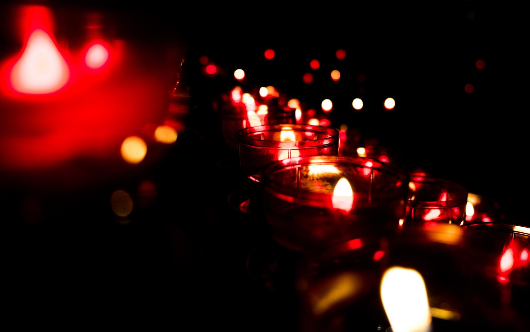 Kerzen beim Rorate Gottesdienst