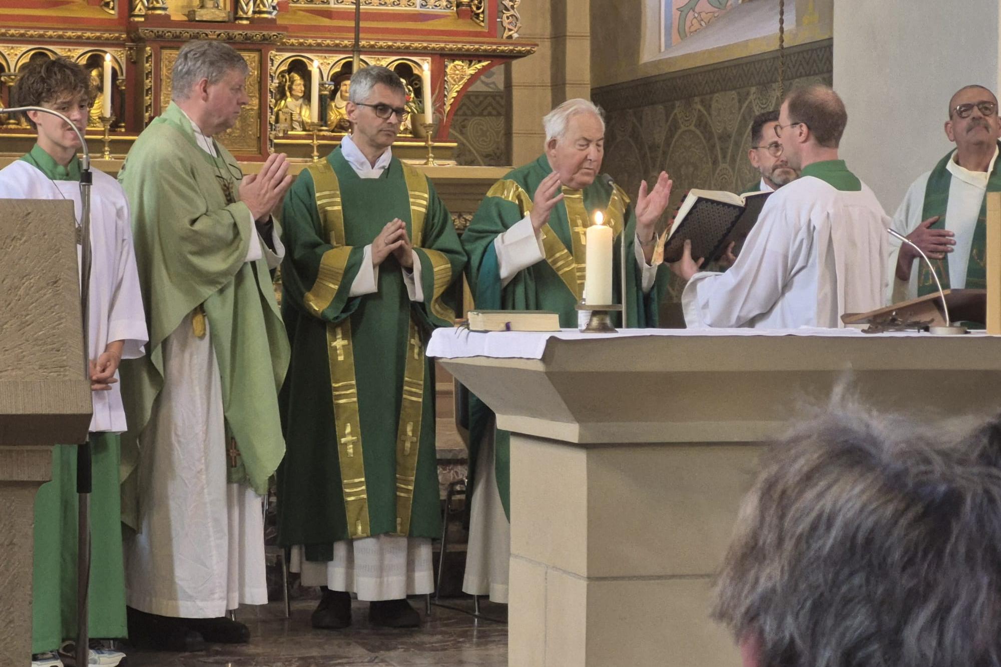 Priesterjubiläum_IMG-20260624-WA0010