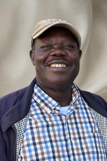 Pfarrvikar Dr. John  Inziku