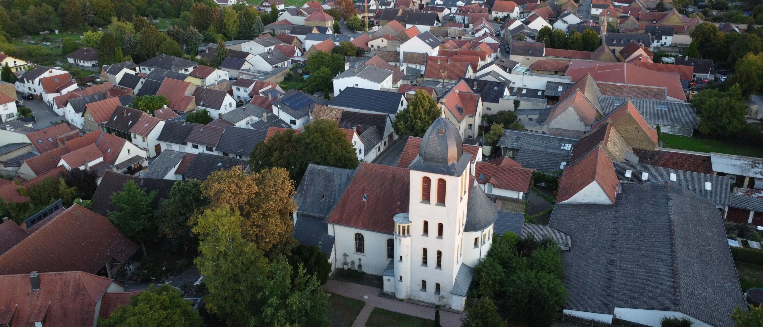 Blick auf Gau-Weinheim