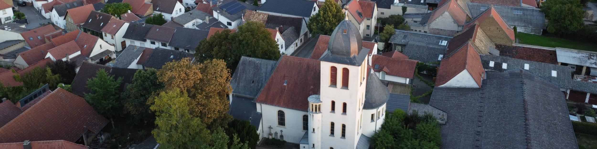 Blick auf Gau-Weinheim