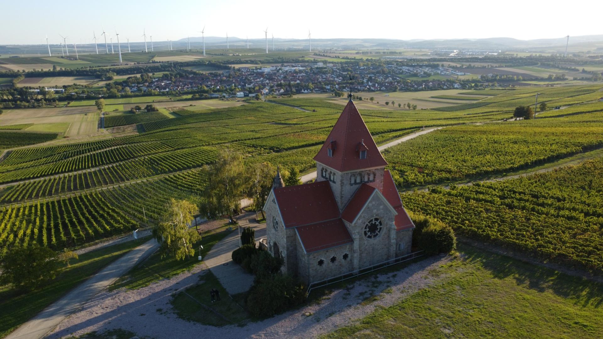 Kreuz Kapelle bei Gau-Bickelheim auf dem Wißberg