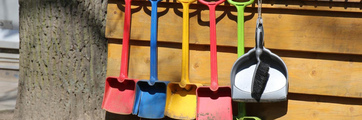 9968_kinderschaufeln_by_peter_weidemann_pfarrbriefservice