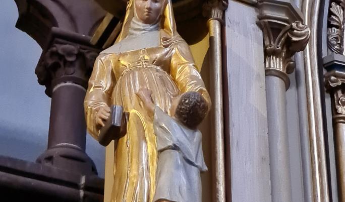 Marianne Cope - Statue in der Pfarrkirche St. Peter