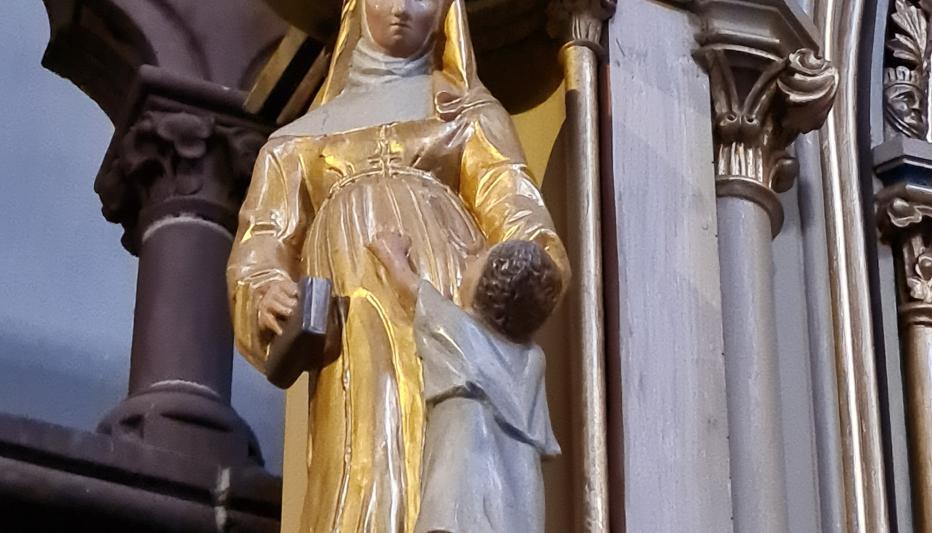 Marianne Cope - Statue in der Pfarrkirche St. Peter