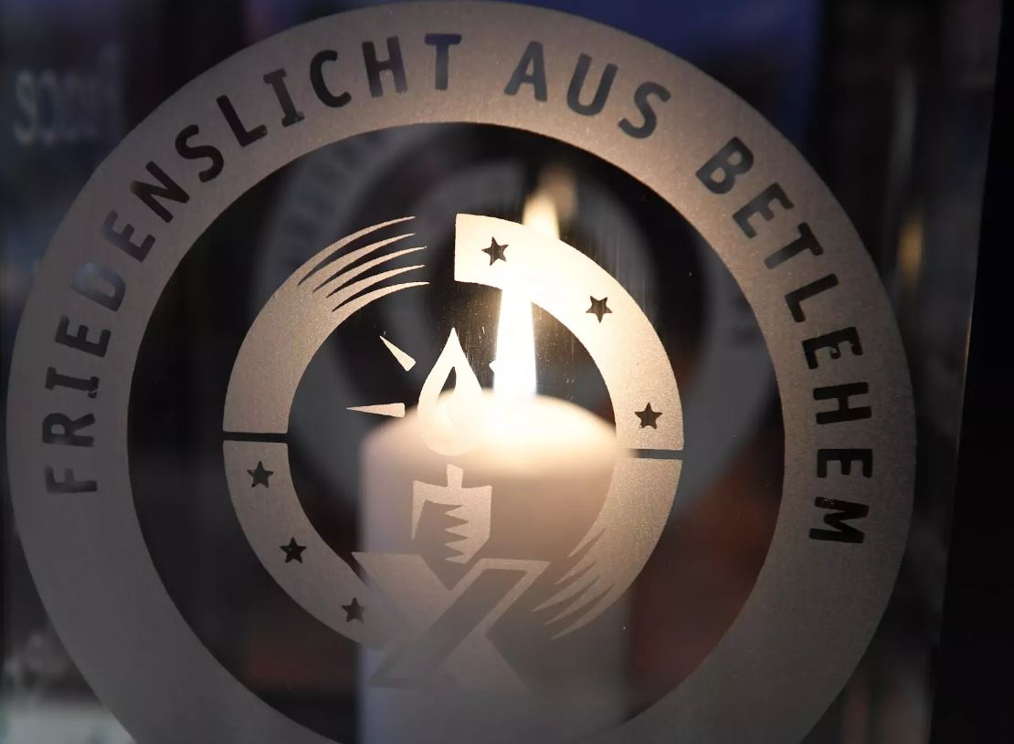 FriedenslichtNahLogo_ChristianSchnaubeltRDP