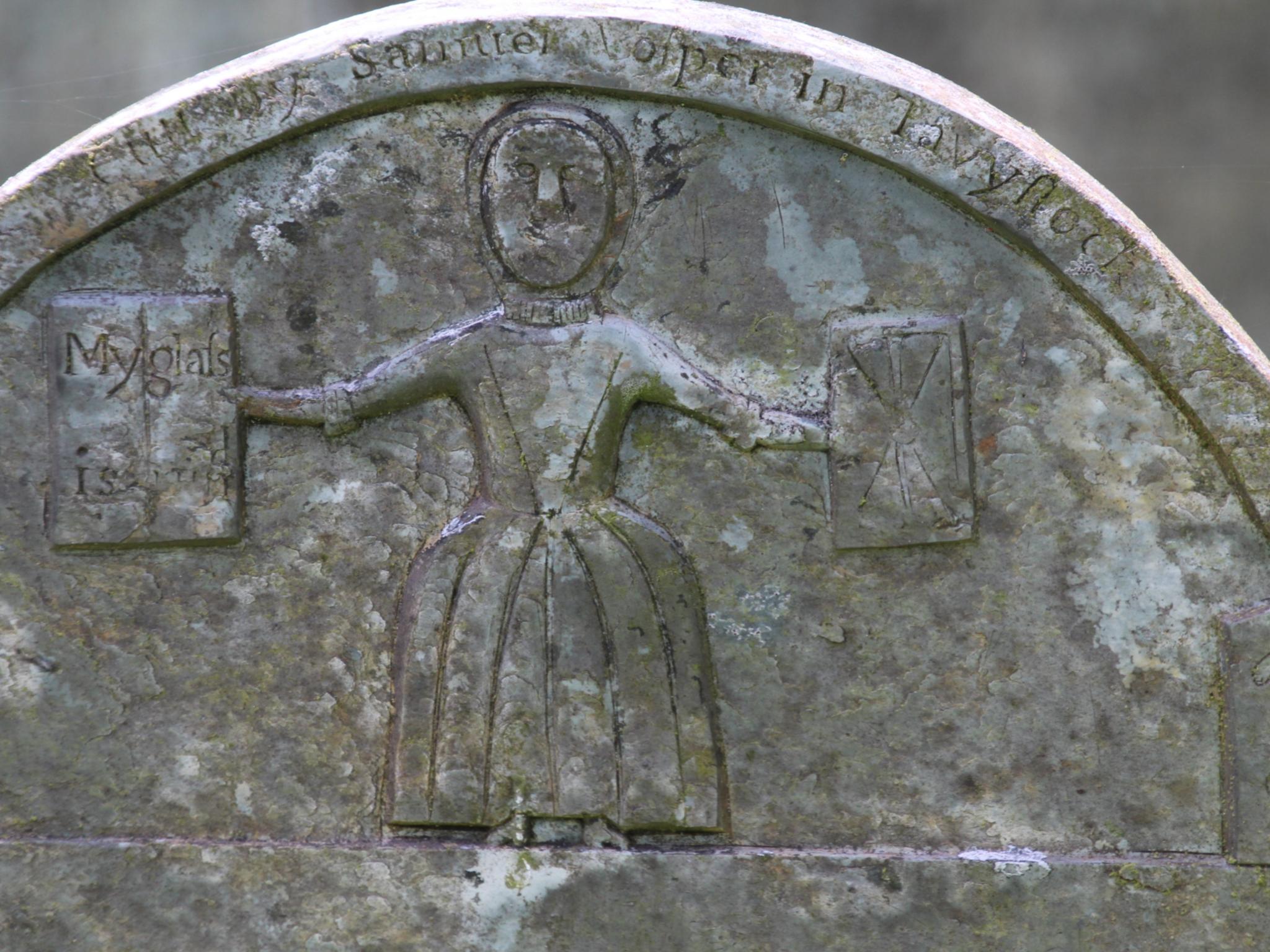 Details eines Grabsteines in Südengland