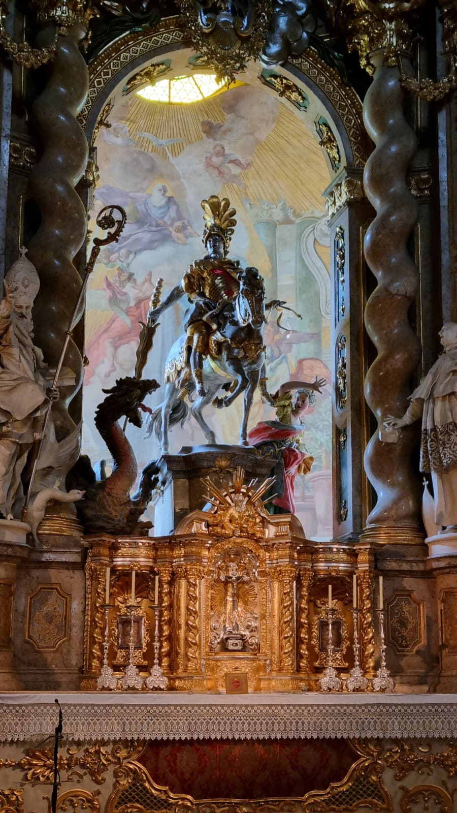 Bühnenaltar St. Georg Kloster Weltenburg