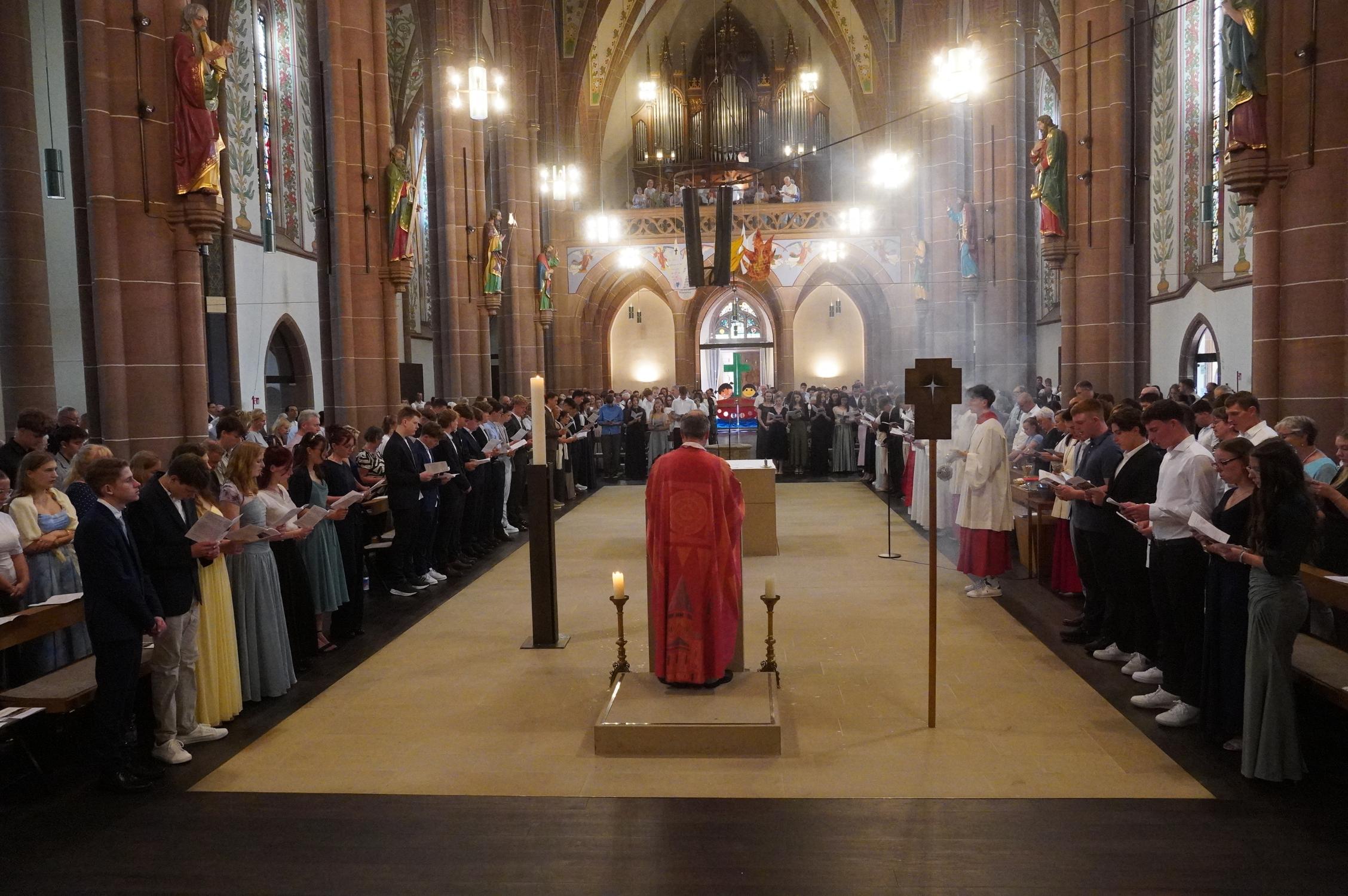Die Kirche war voll besetzt!