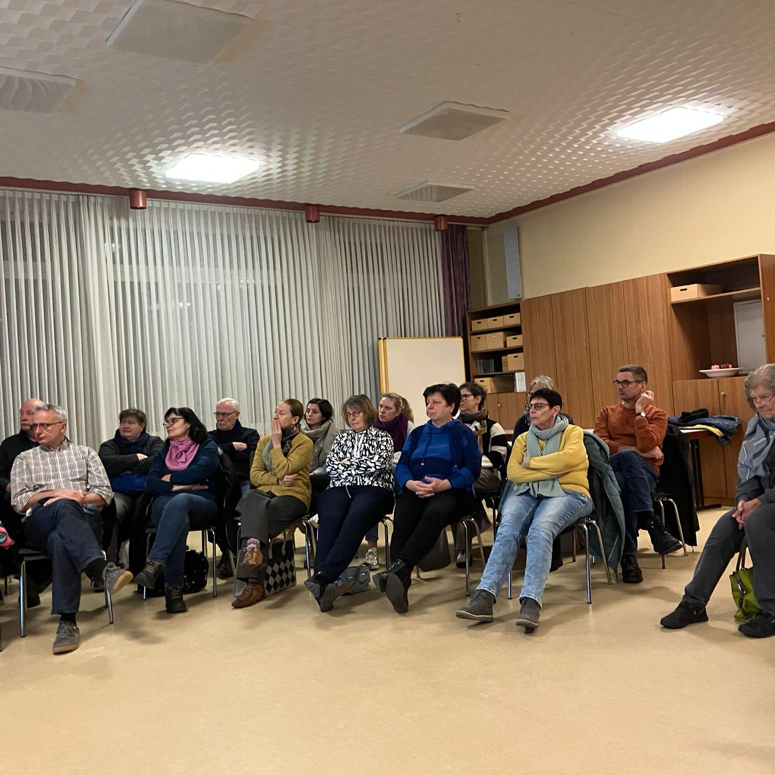 Viele Interessierte kamen zum ersten Themenabend.