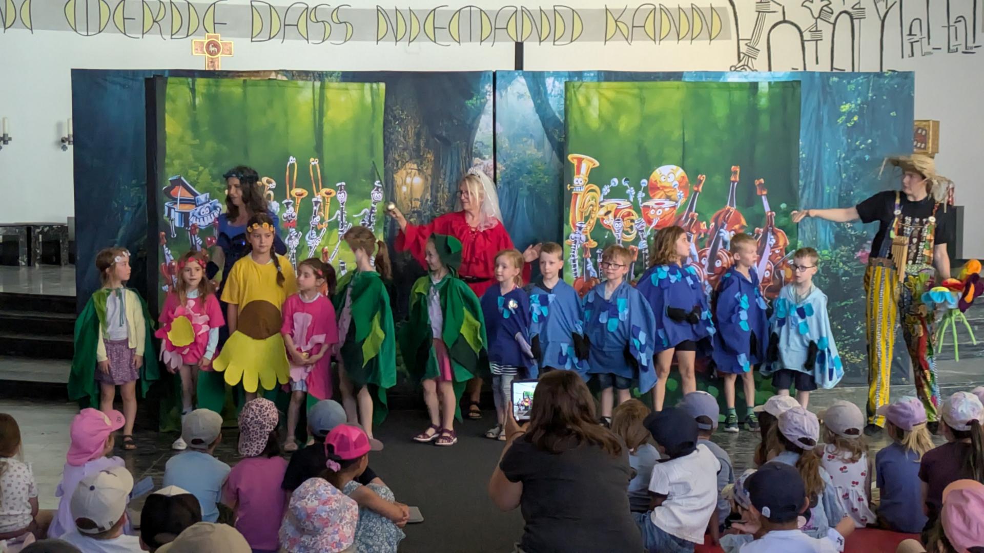 Mitwirkende bei der Kinderoper aus unseren Kitas