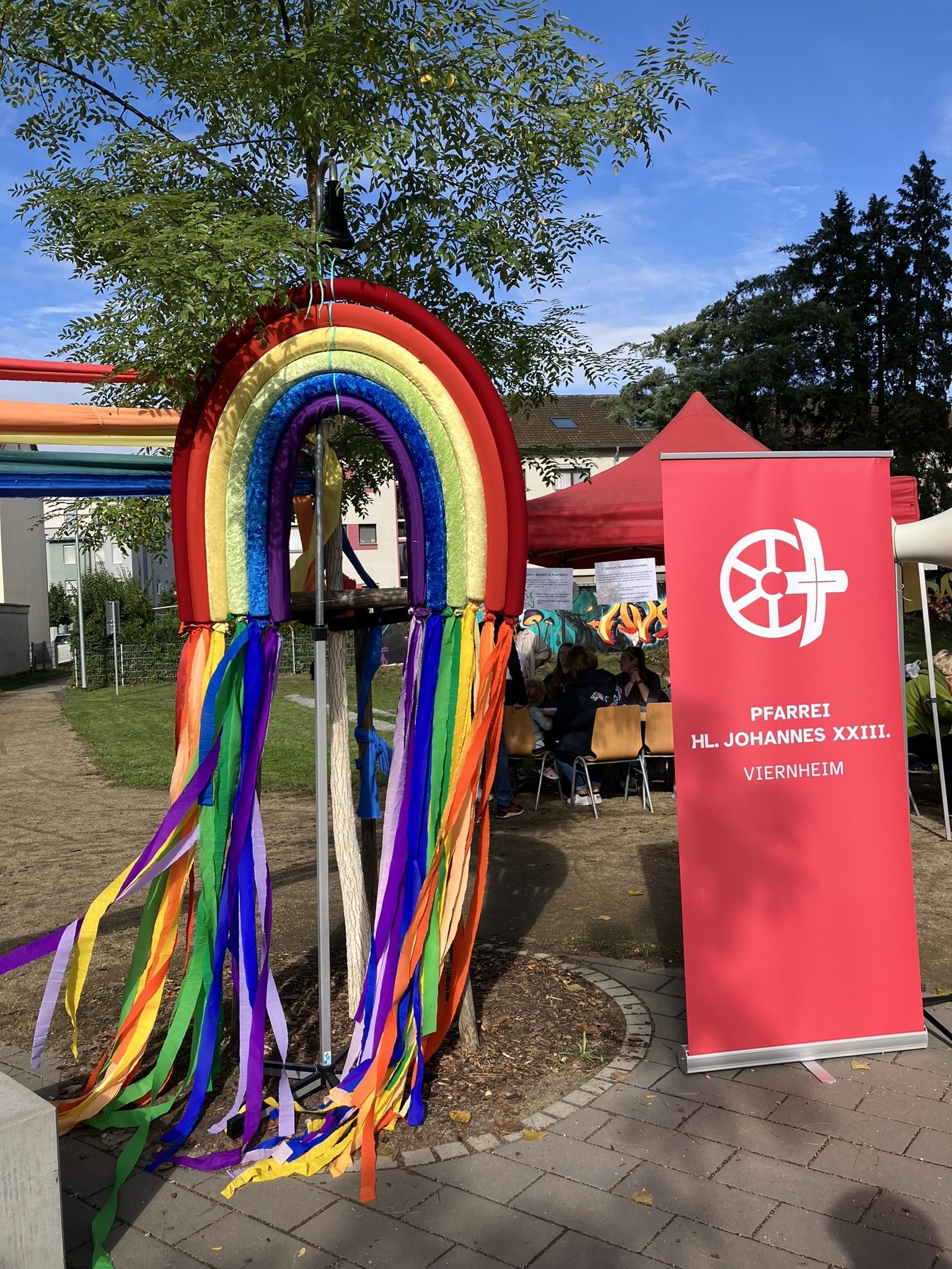 Kirche Kunterbunt und Friedensfest