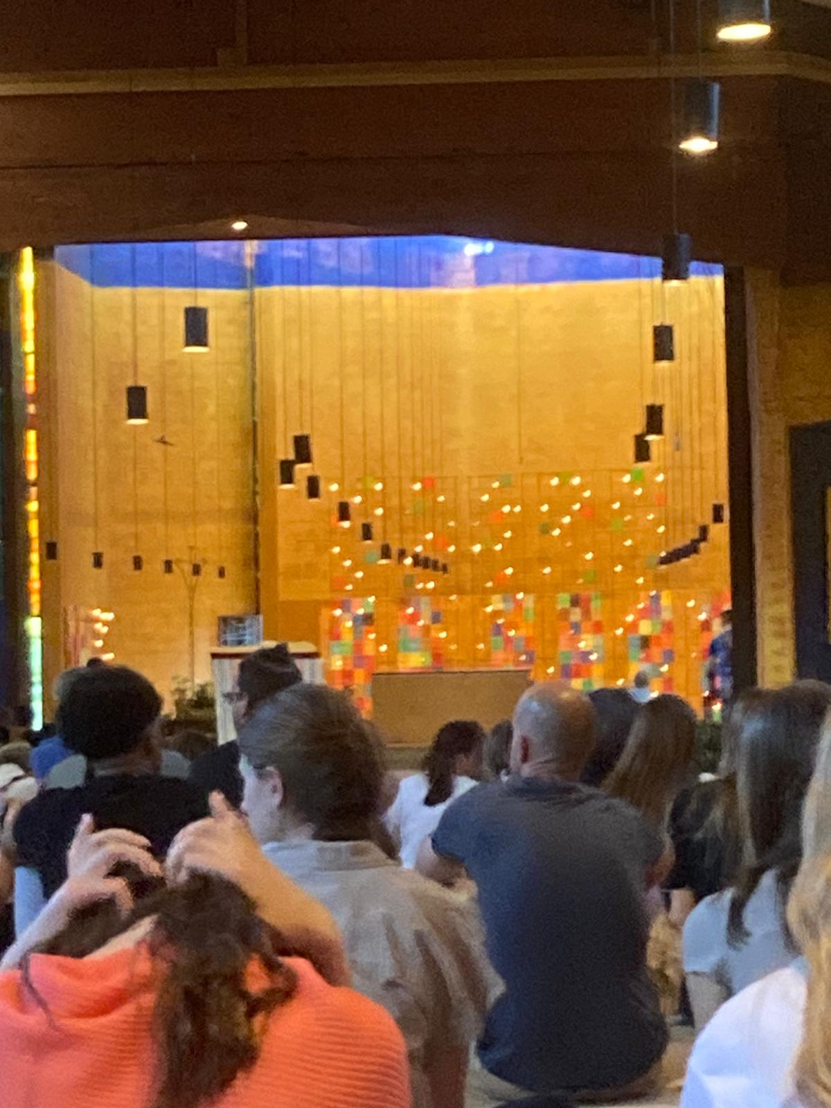 Kirchenraum in Taizé