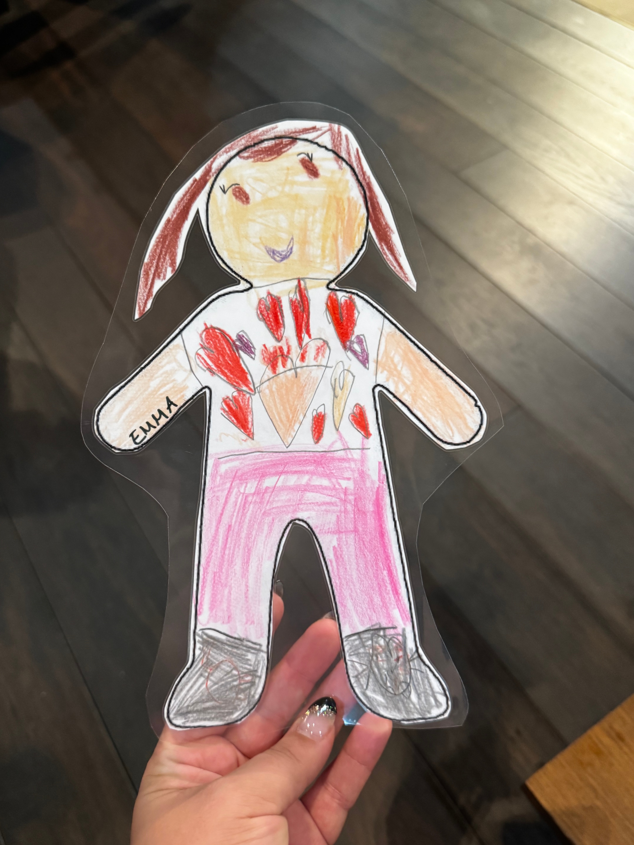 Zum Segnungsgottesdienst brachte jedes Kind ein Bild von sich selbst mit.