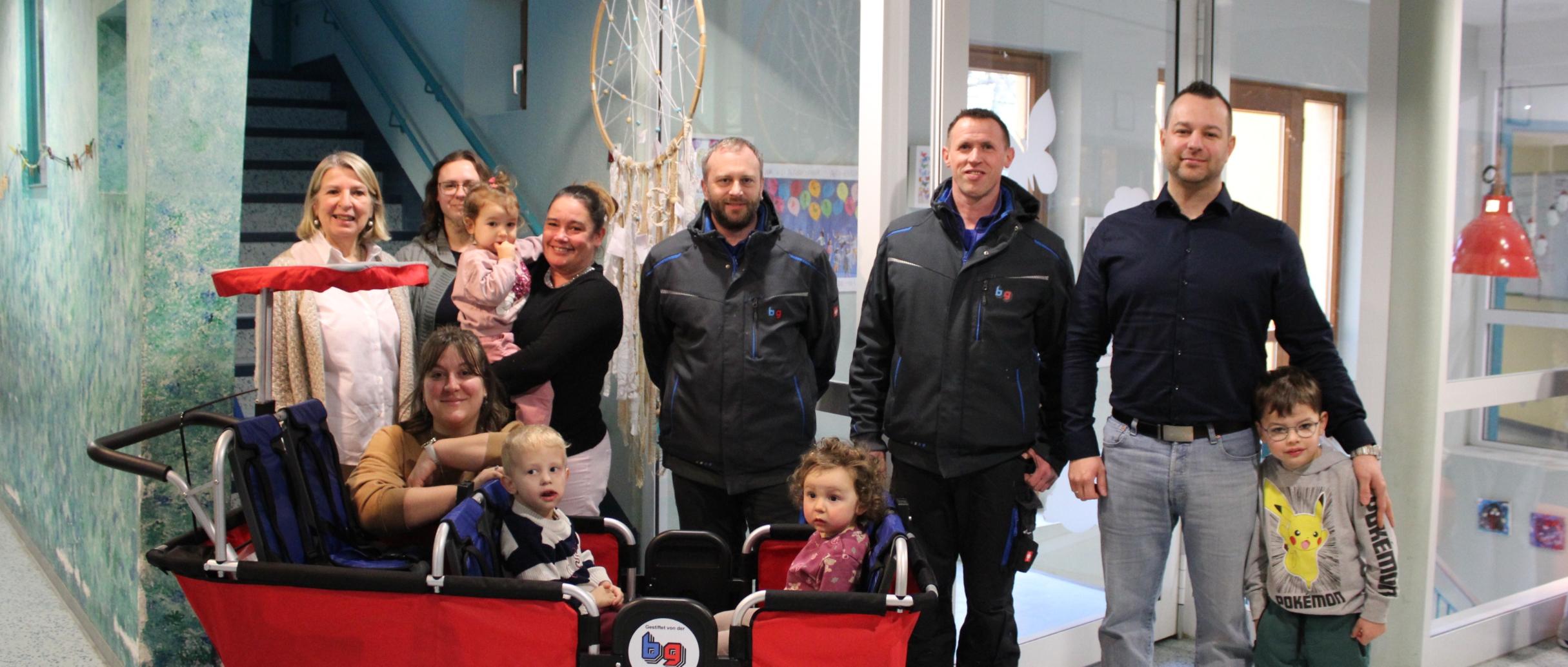 Die Krippe freut sich über eine Spende der Baugenossenschaft.